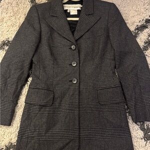 Escada Black and Gray Plaid Blazer 100% cashmere